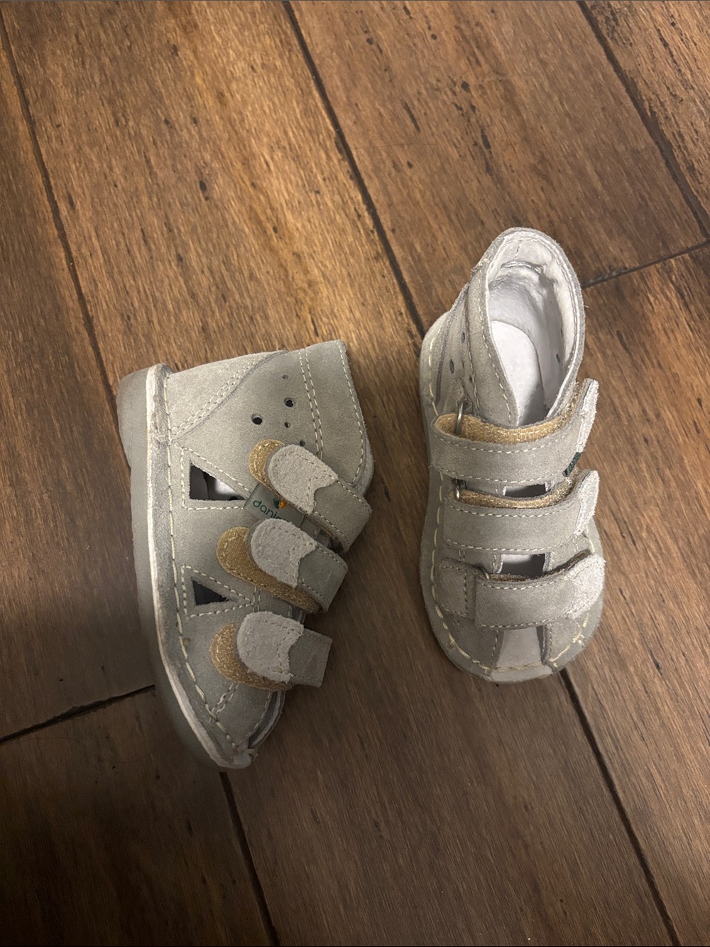 Toddler Grey Suede Velcro Sandals - Neutral Kids Shoes danielki never used